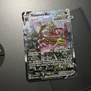 Rayquaza Vmax POKEMON Card
